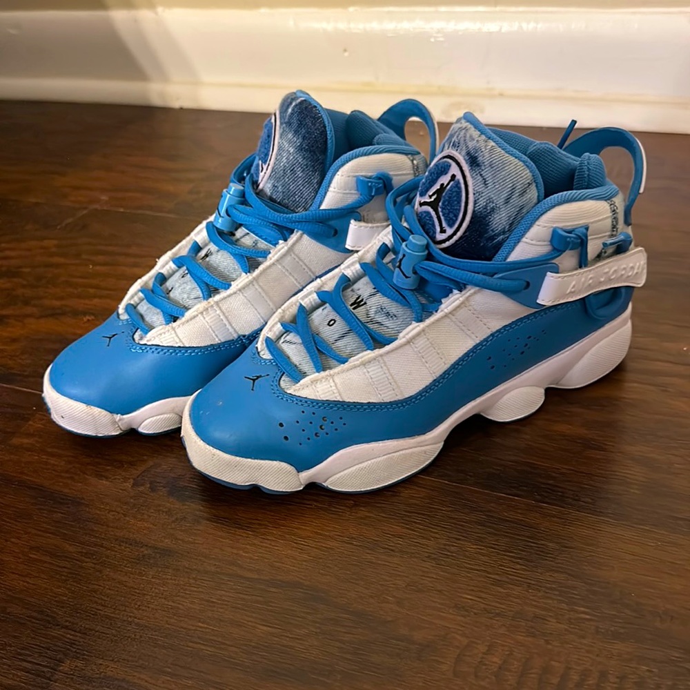Wore once. Didn’t fit, Size 4.5 YOUTH